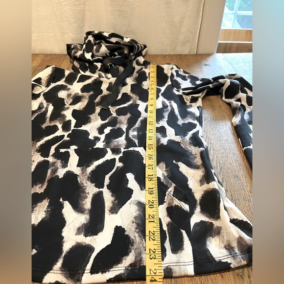 🖤 FRANK LYMAN WEEKEND – XS – Black & White Abstract Hoodie - Picture 10 of 12